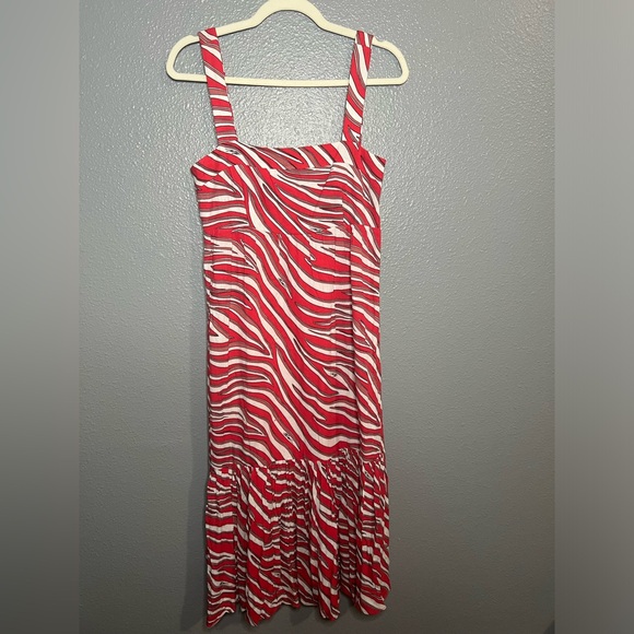 Michael Kors Zebra Square Neck Sleeveless Midi Dress
Color Geranium - Picture 4 of 9